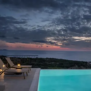 Villa Apollonia, Fiskardo